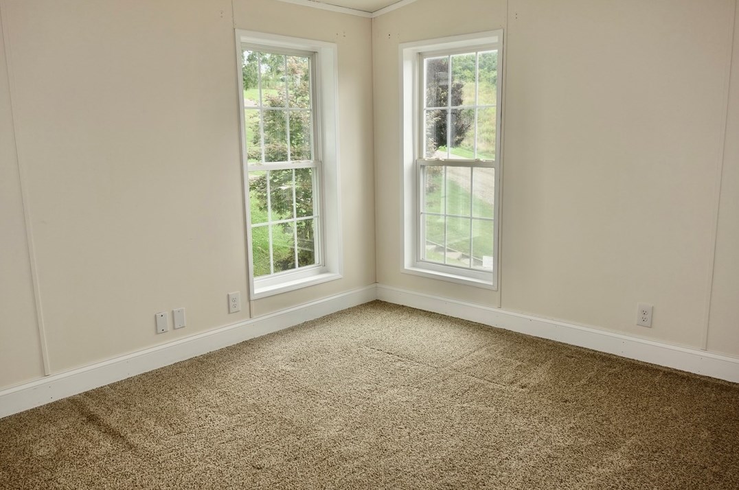 1230 Mounts Rd, Washington PA 15301-8540 exterior