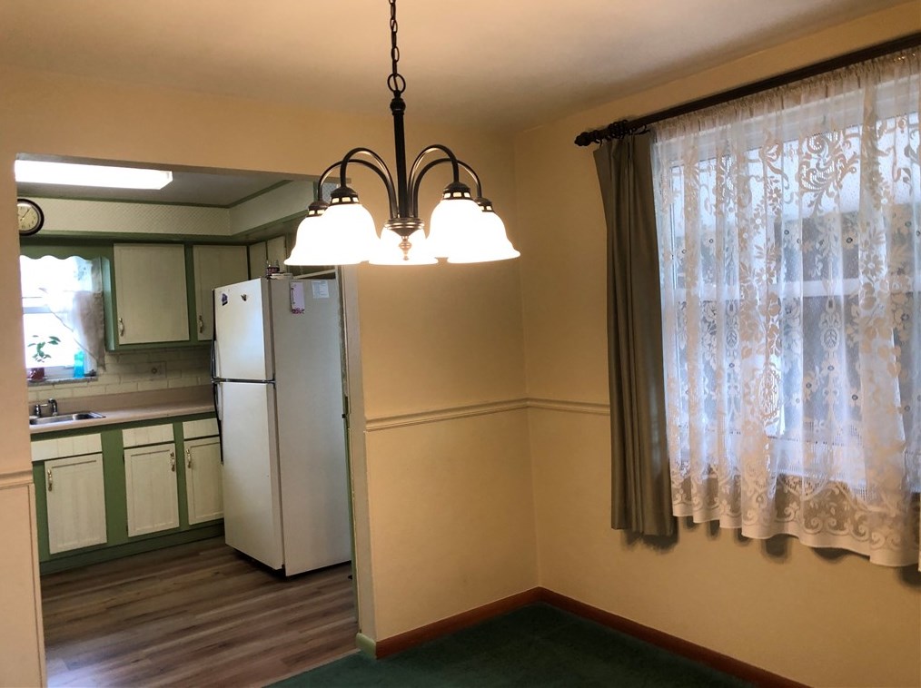 1040 Mace St, Greensburg PA  15601-4857 exterior
