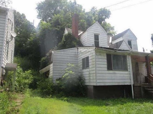 336 Nesbitt St, Collier Township, PA 15106-1631