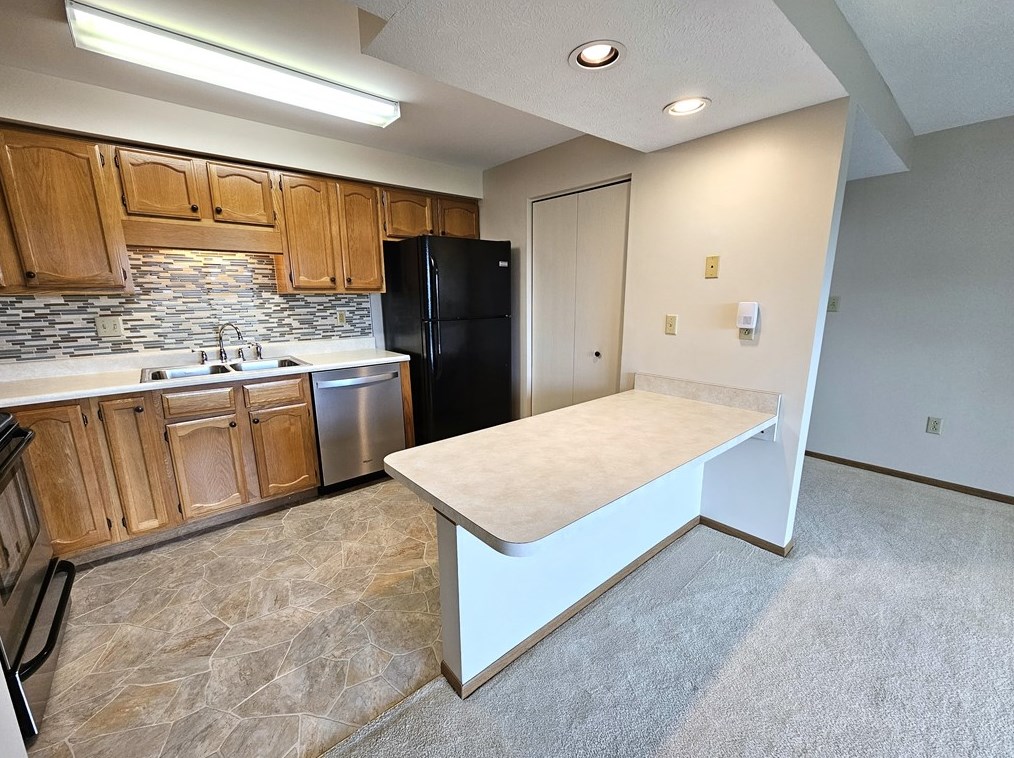 508 Clubhouse Dr, Washington PA  15301-6284 exterior