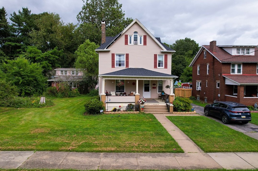 1508 Delaware Ave, New Castle, PA 16105