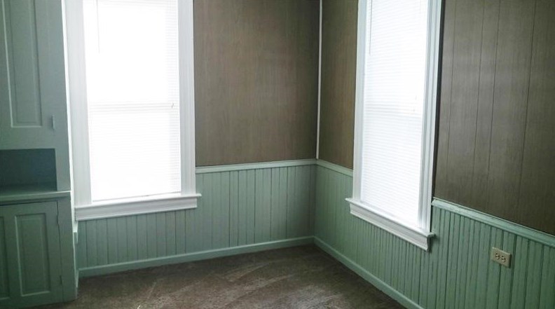 121 Pleasantview Ave, Butler PA 16001-7211 exterior