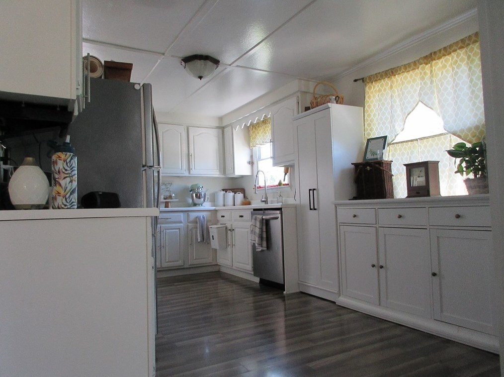 98 Christman Ave, Washington, PA 15301-3645