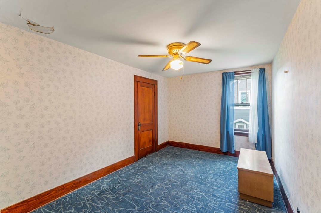 315 Old Plank Rd, Washington PA 15301-9037 exterior