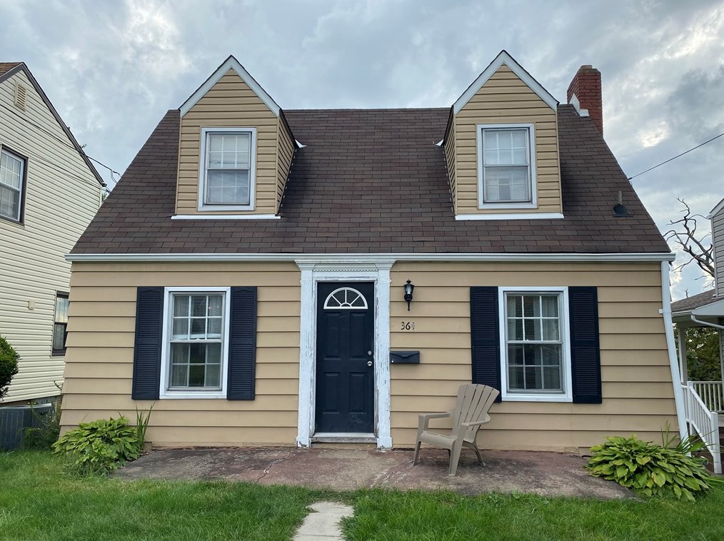 364 Edna St, East Mckeesport, PA 15035-1008
