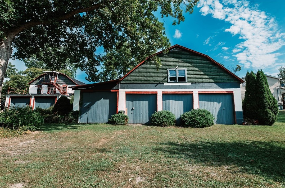 361 Caroline St, Robinson, PA 15949
