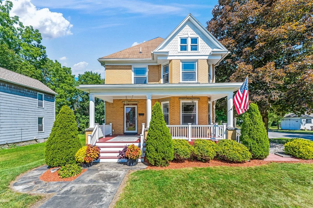 386 S Main St, Greenville, PA 16125