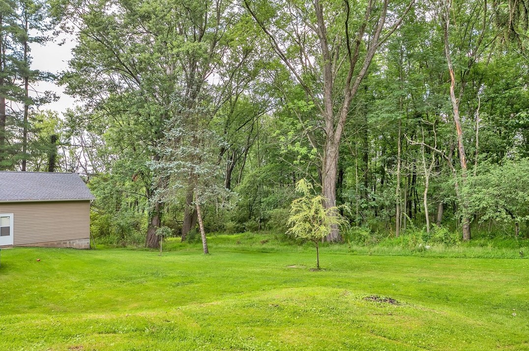 2583 Stonechip Dr, Allison Park PA  15101-2234 exterior