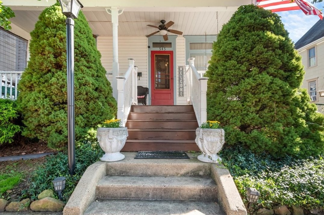 545 12th Ave, New Brighton, PA 15066
