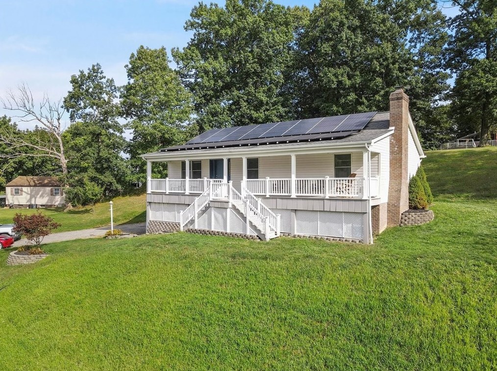 12 Castle St, Mc Donald, PA 15057