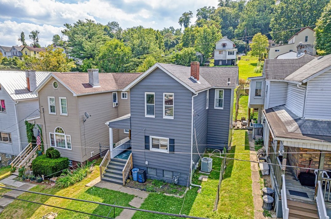 176 Morton St, New Eagle, PA 15067-1373