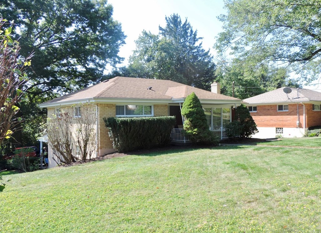 232 E Patty Ln, Monroeville, PA 15146