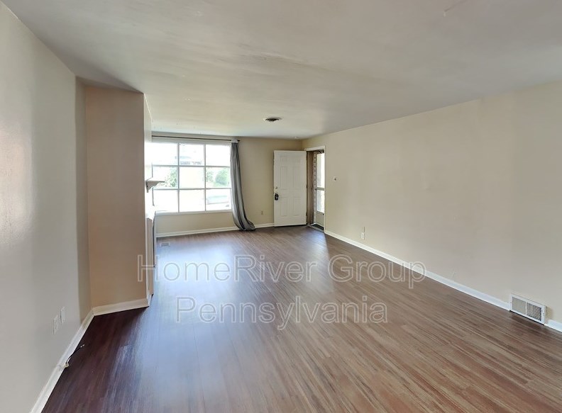 6023 Stanton Ave #1, Pittsburgh, PA 15206