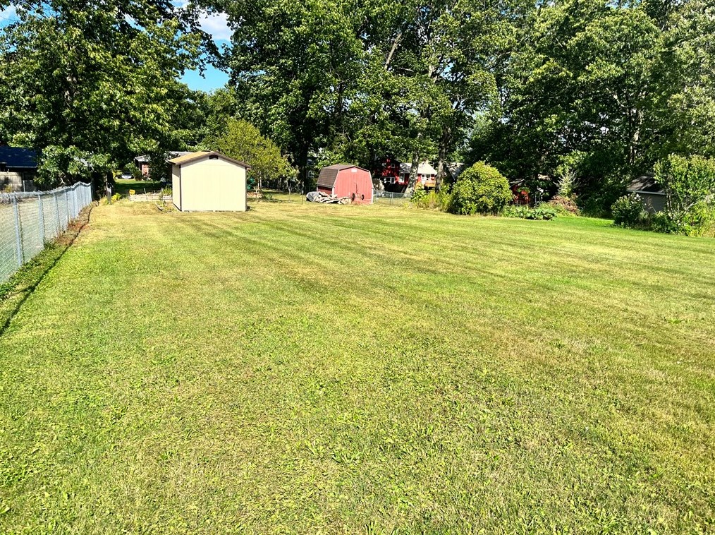 210 Rural Dr, Butler PA 16001-2559 exterior