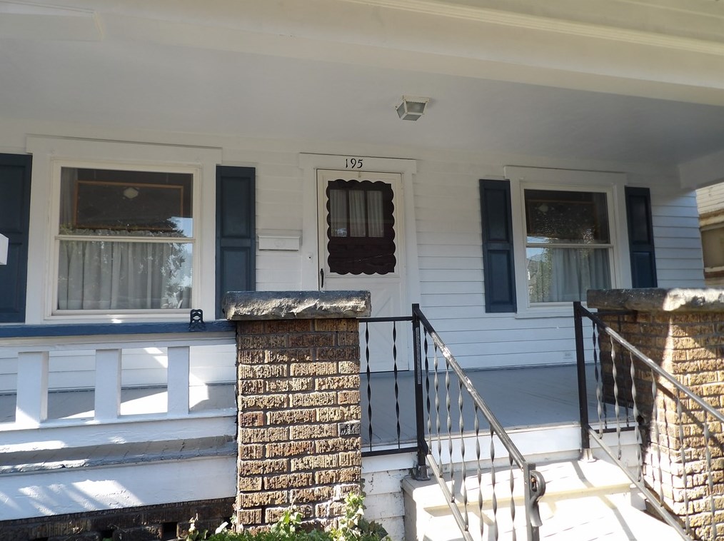 195 Maple St, Kittanning, PA 16201-1229