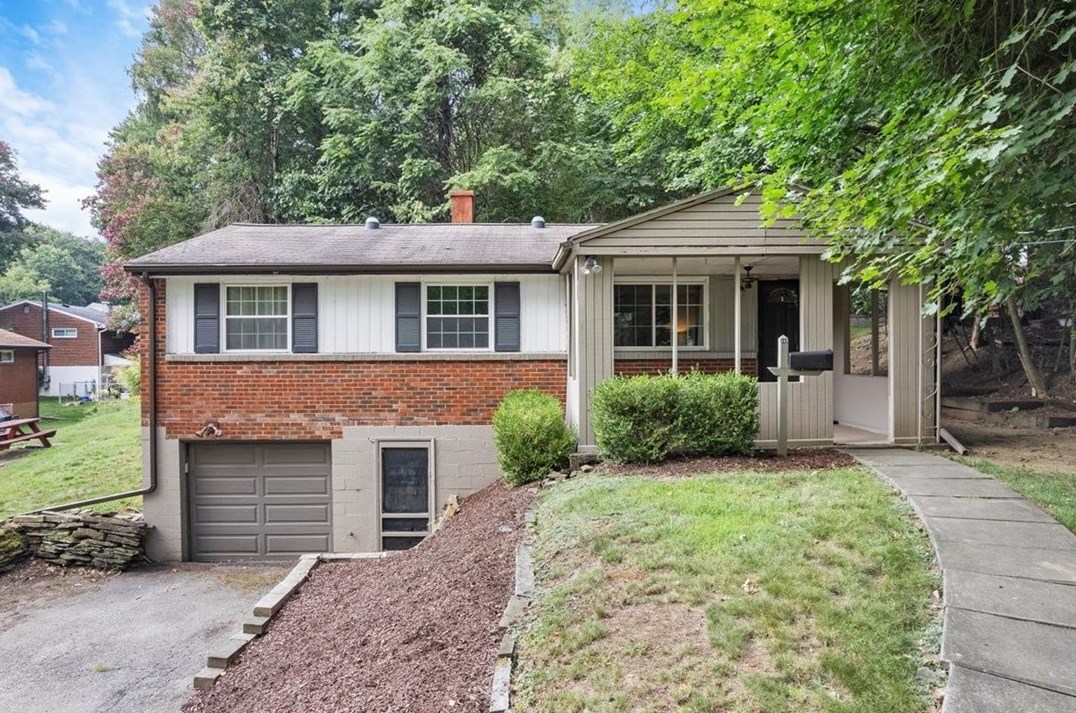 503 Aura Dr, Monroeville, PA 15146-1527