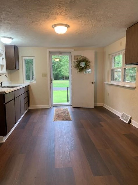 116 Breezewood Dr, Butler PA 16001-8618 exterior