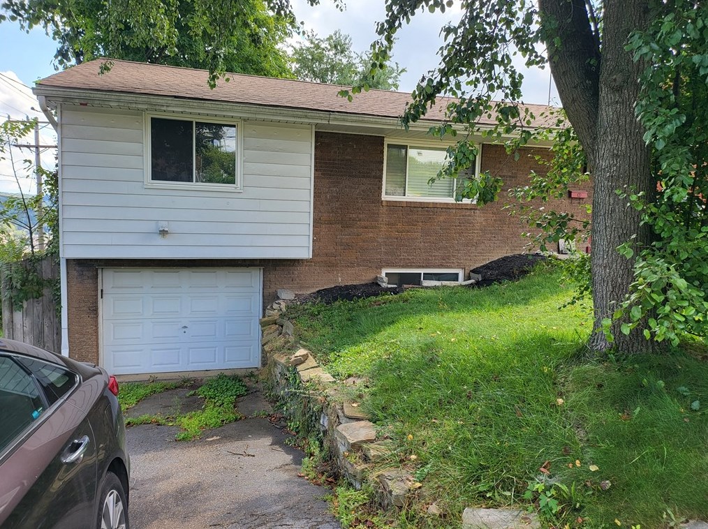 292 Brighton St, East Pgh, PA 15112-1331