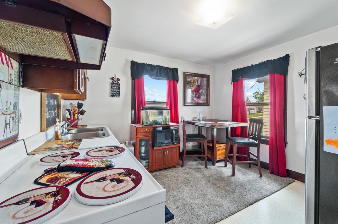 18-24 Wilson Ave, Washington PA exterior