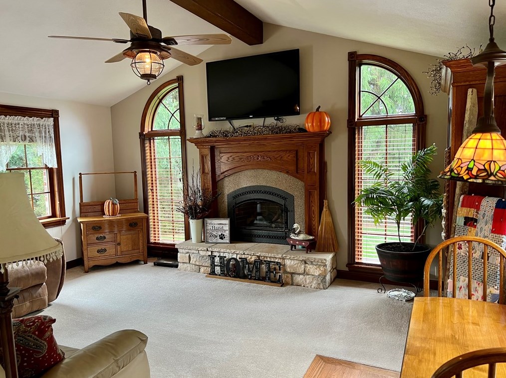 1110 Evans City Rd, Renfrew, PA 16053