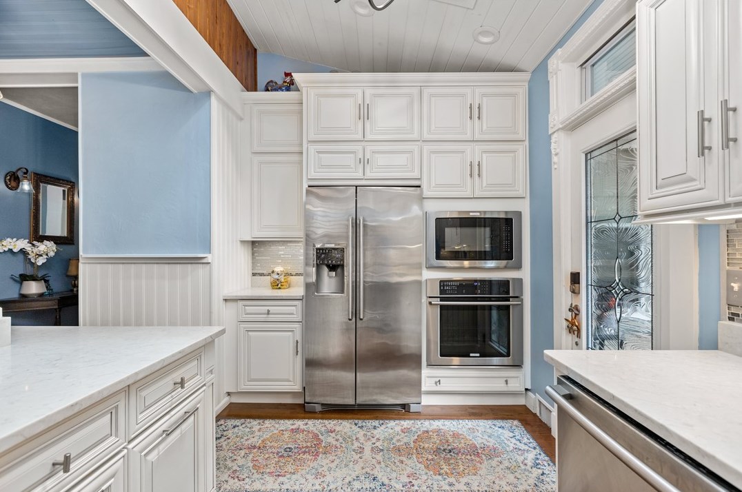 340 Grandview Ave, Zelienople PA  16063-1101 exterior