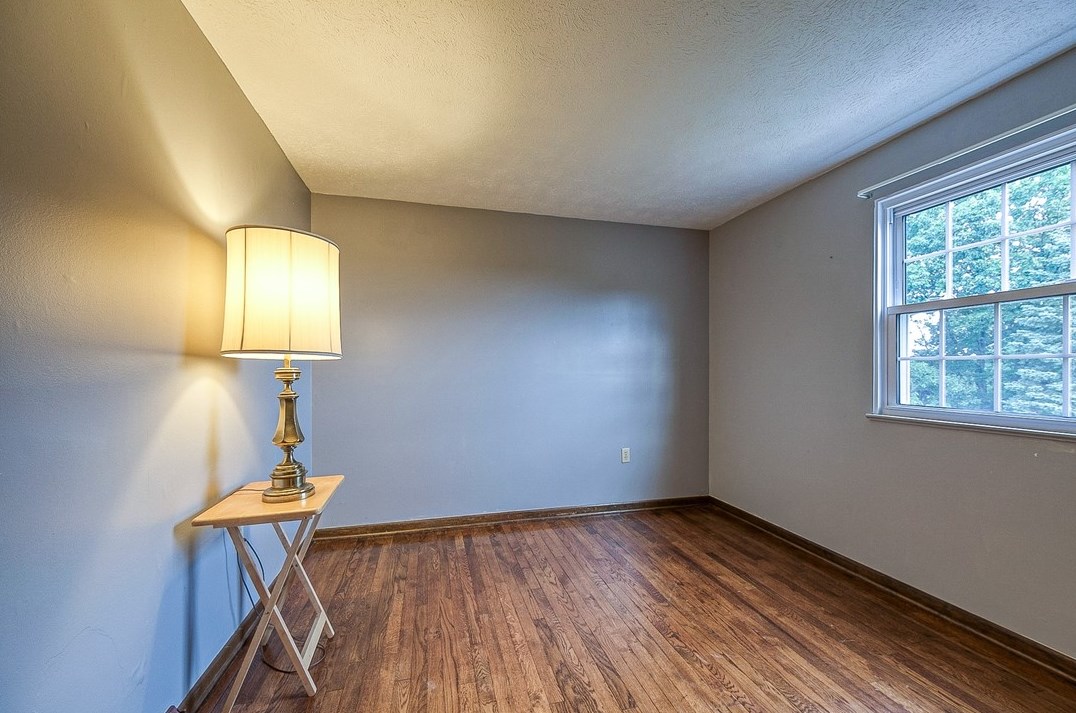 505 Arthur Dr, Moon Twp PA 15108 exterior