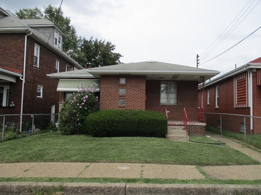 719 21st St, Ambridge, PA 15003