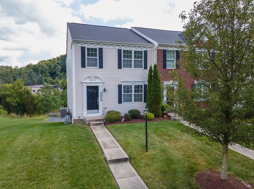 1070 Bayberry Dr North, Canonsburg, PA 15317