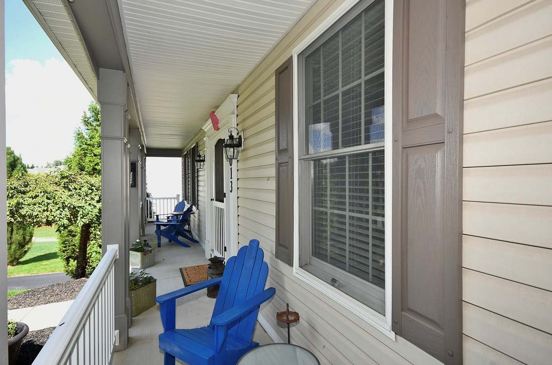 1013 Brianna Ln, Bethel Park, PA 15102-3796