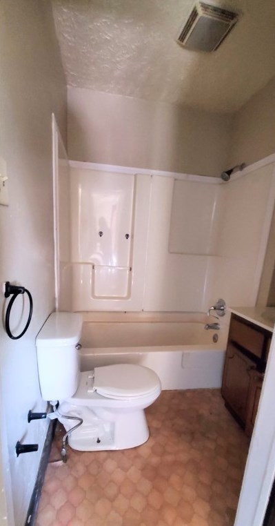 636 Ray St, New Castle PA  16101-4240 exterior