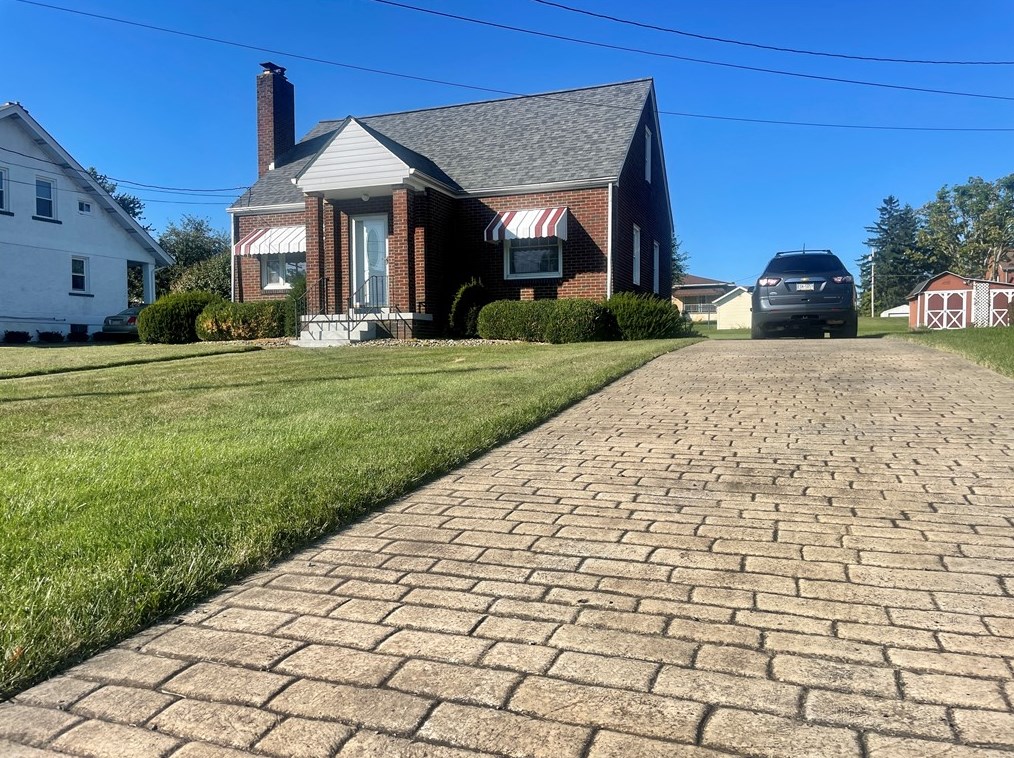 124 Highfield Rd, Butler, PA 16001-3151