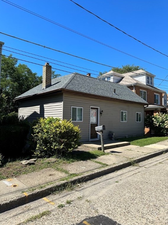 937 Walnut St, Ambridge, PA 15003