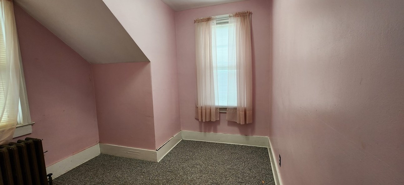 710 Donnan Ave, Washington PA 15301-3815 exterior