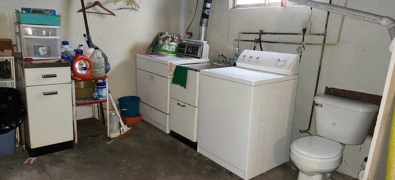 710 Donnan Ave, Washington PA 15301-3815 exterior