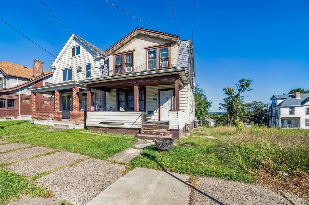 2319 Jenny Lind St, McKeesport, PA 15132
