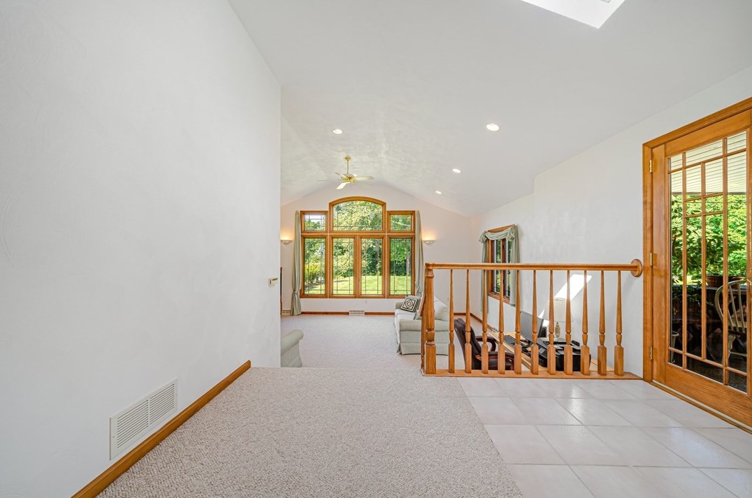 370 Cp St, North Huntingdon PA 15642-1394 exterior