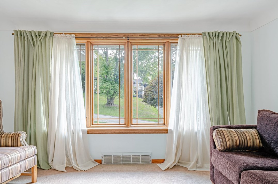 370 Cp St, North Huntingdon PA 15642-1394 exterior