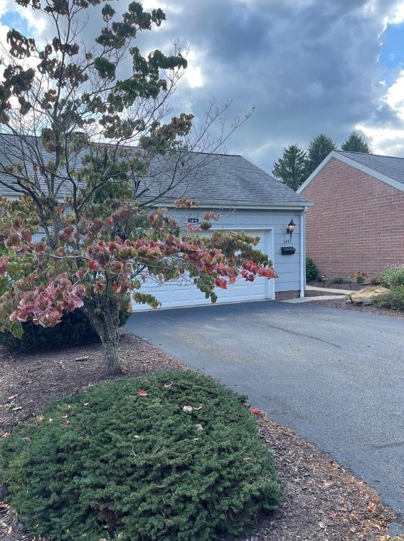 144 Roscommon Pl, Canonsburg, PA 15317