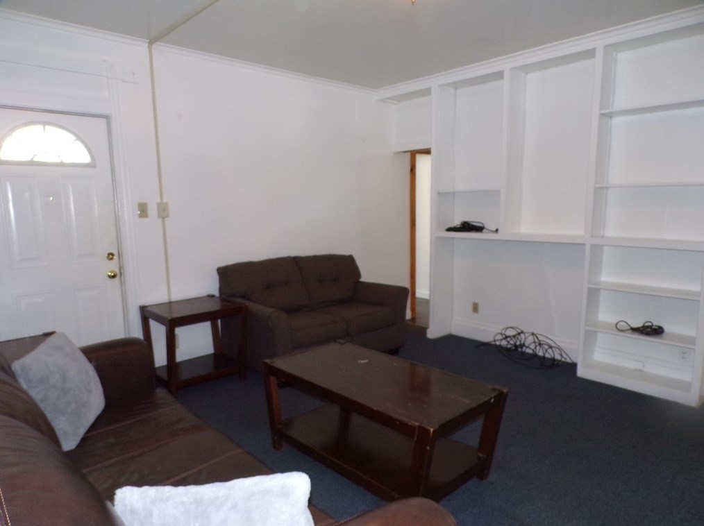 259 7th St, Indiana PA  15701-1809 exterior