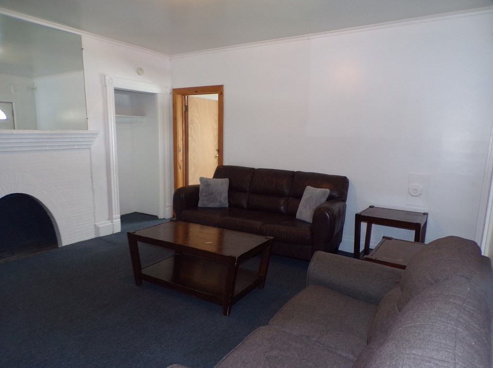 259 7th St, Indiana PA 15701-2993 exterior