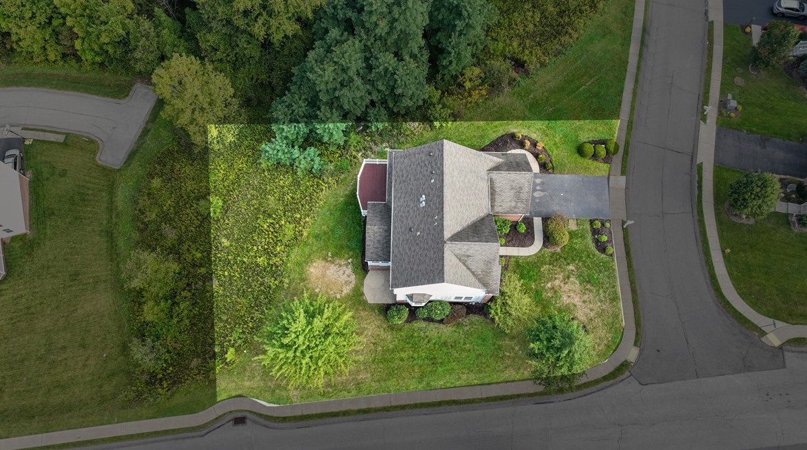 5801 Windsor Dr South, Mc Donald, PA 15057