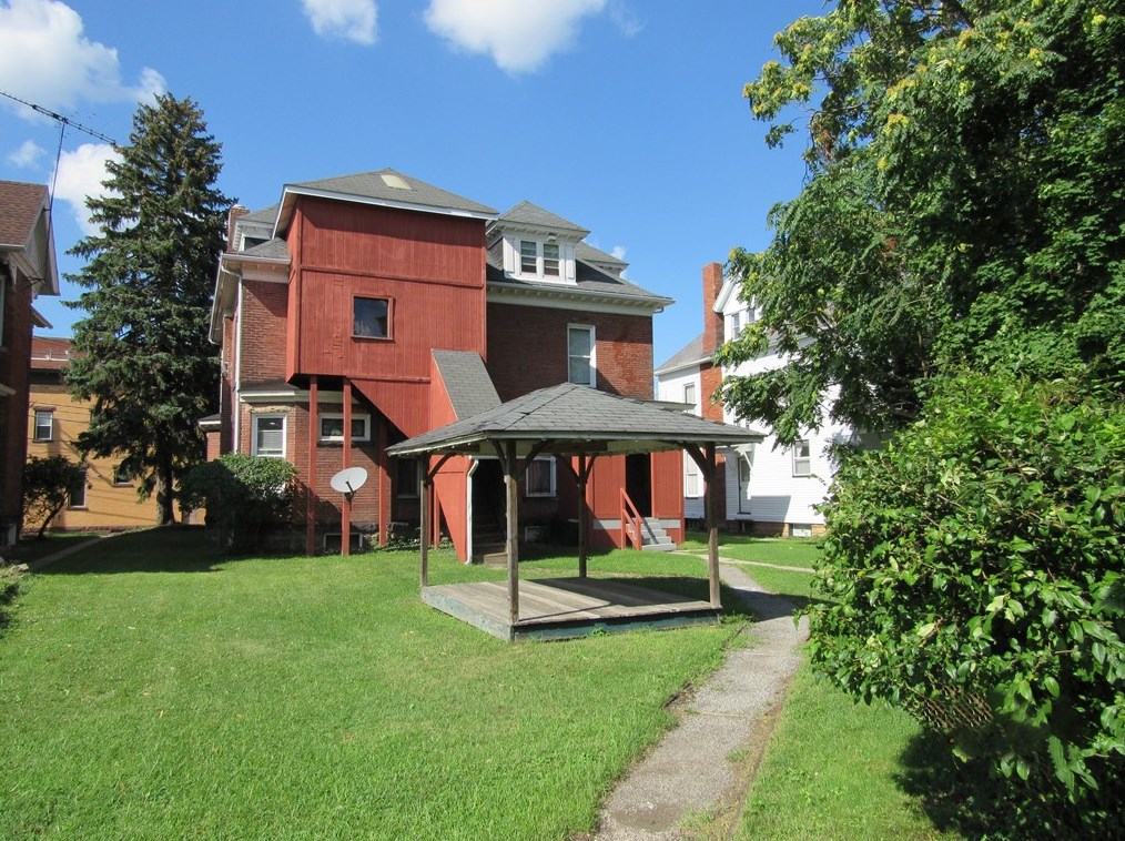 828-832 Church St, Indiana, PA 15701