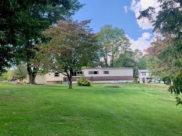714 N Perry Hwy, Mercer, PA 16137