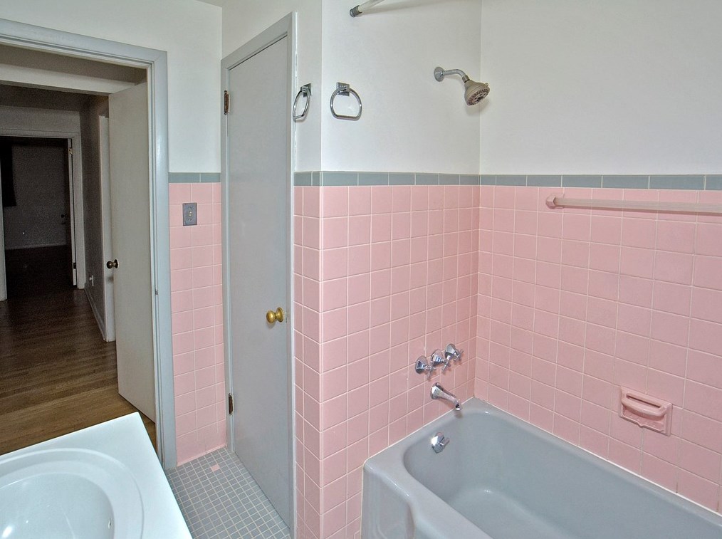 710 Santone Dr, Greensburg PA  15601-4674 exterior