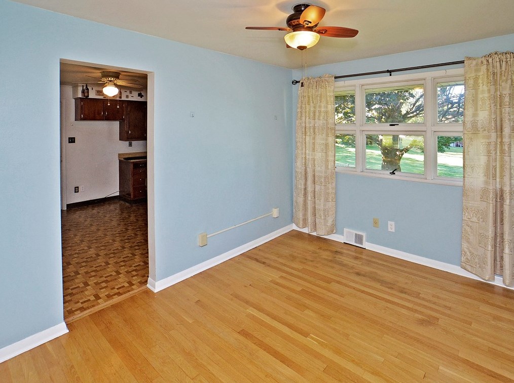 710 Santone Dr, Greensburg PA  15601-4674 exterior