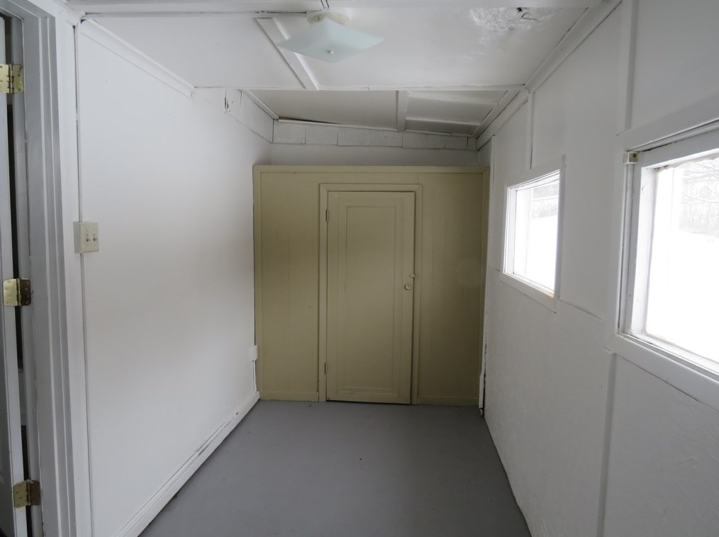 811 Maple Dr, McKeesport, PA 15131