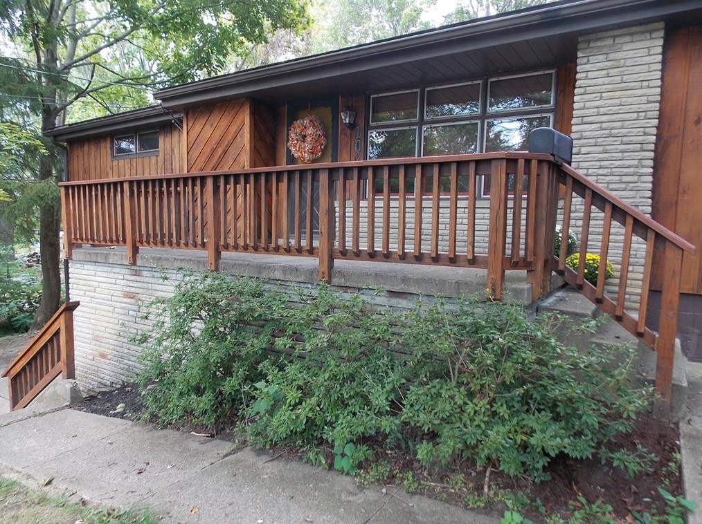 1025 Dewey St, Freedom, PA 15042