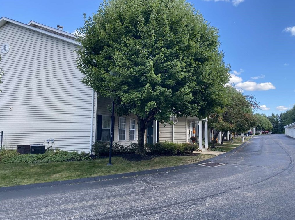 1101 Lenox Dr, Bethel Park, PA 15102-2938