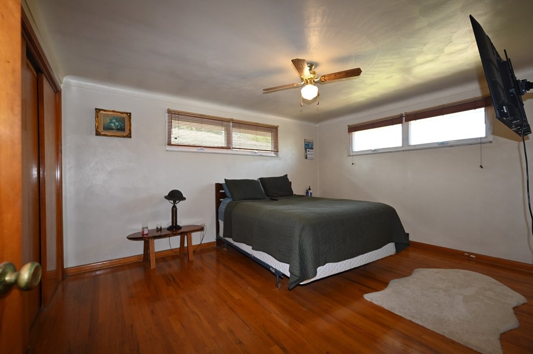 100 Un Ave, North Versailles PA 15137-1847 exterior