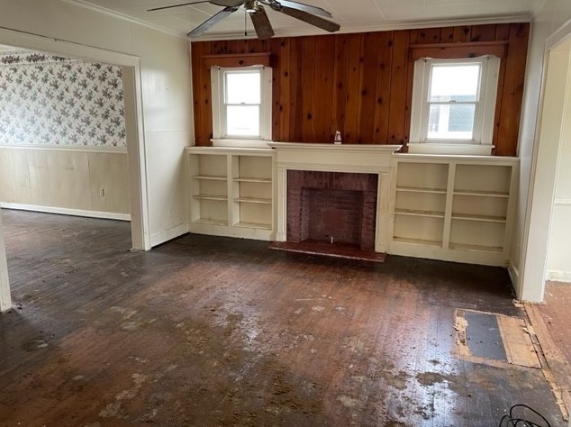 958 Roup Ave, Brackenridge, PA 15014-1130